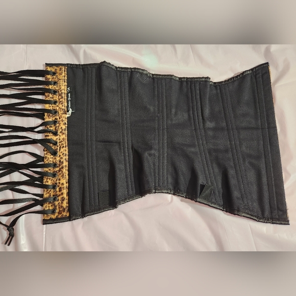 Timeless Trends Steel Boned Velvet Leopard 34 Inch Corset Slim Silouette - Picture 6 of 10